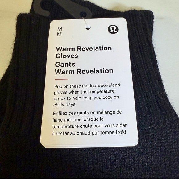 NWT Lululemon Warm Revelation Gloves in Black, Size M - Picture 2 of 4